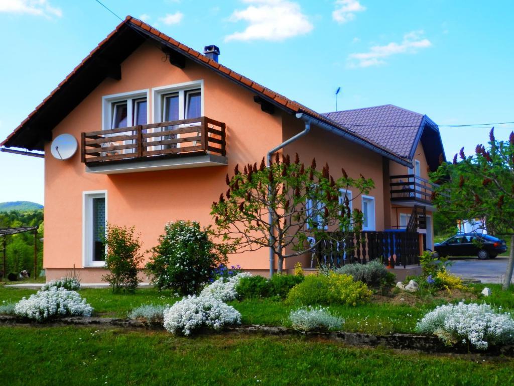 Guesthouse Blazenka Hodak Selište Drežničko Exterior foto
