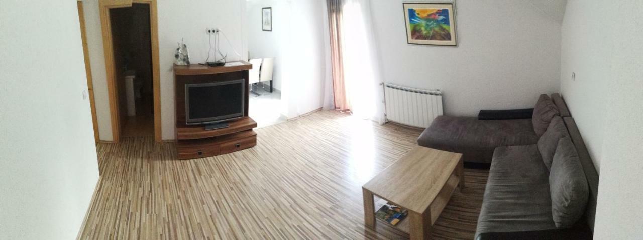 Guesthouse Blazenka Hodak Selište Drežničko Exterior foto